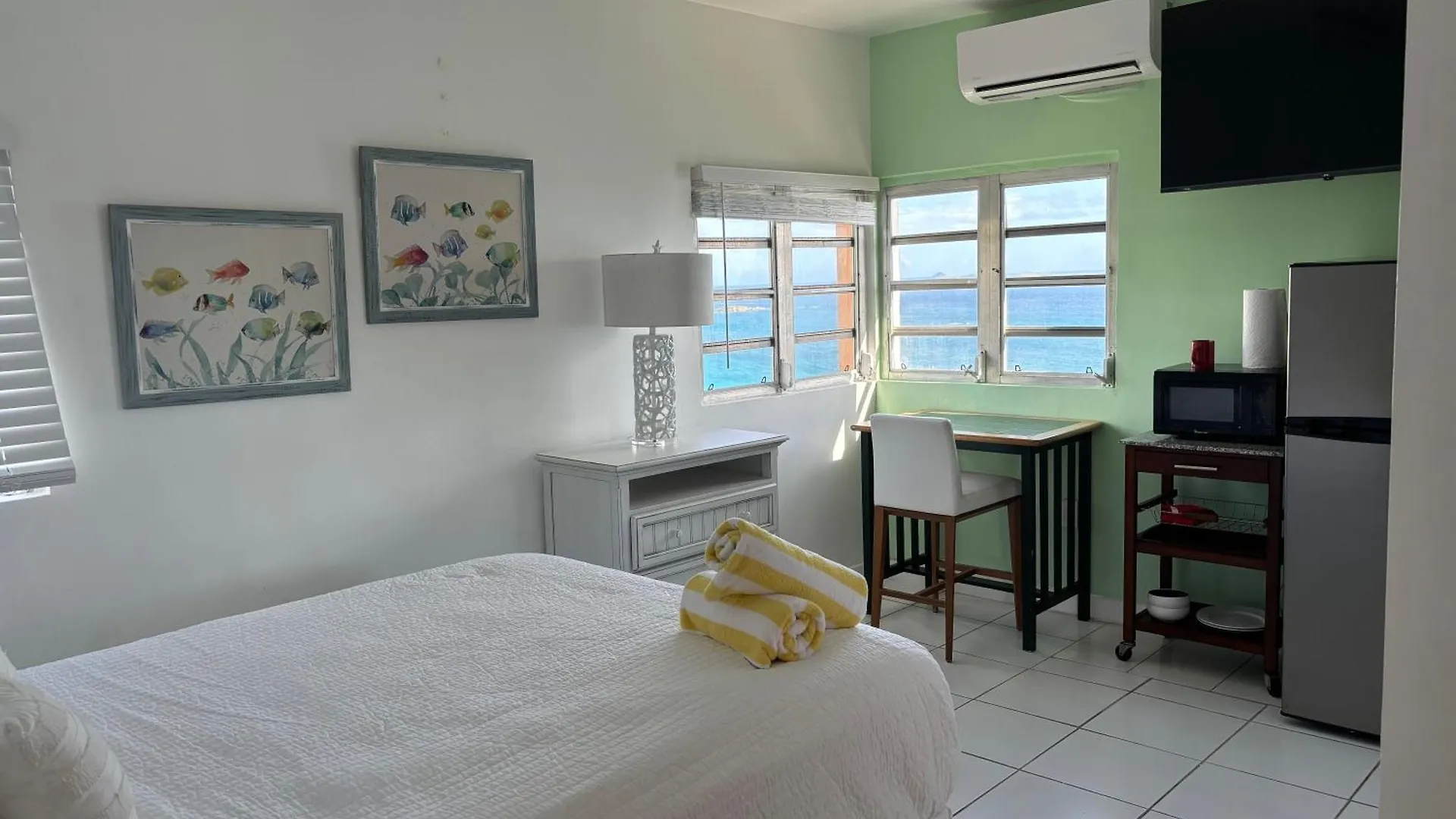 Hotel Sophia Boutique Cowell Battery